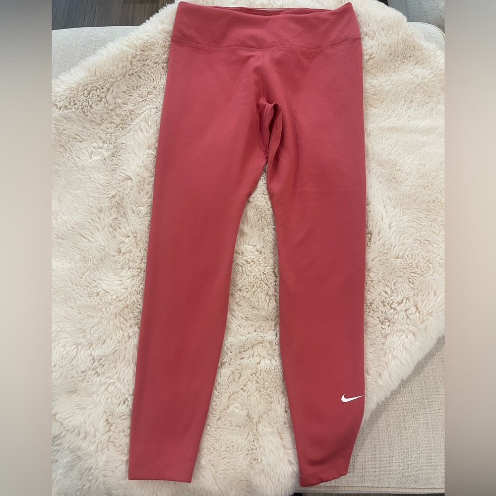 Nike Women's Pink Thermal Fit Leggings